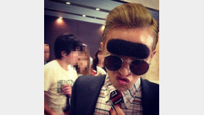 지드래곤 송충이 눈썹 ‘폭소’… “이것마저 소화하네!”