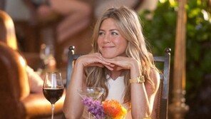 제니퍼 애니스톤, 혼전 임신? 결혼 임박 