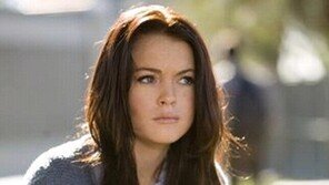 린제이 로한, 매니저와 1억 절도 혐의 ‘또 말썽’