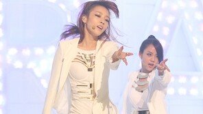 [포토] 카라 구하라, 학다리 뽐내며 ‘유혹의 몸짓’