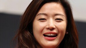 전지현, 카페 드롭탑과 모델 계약 연장