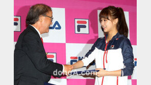 [SD포토] ‘체조요정’ 손연재, ‘휠라 2년 계약 연장했어요~’