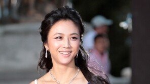 탕웨이, 유부남 배우 오수파와 불륜설에 “오수파에 사과”
