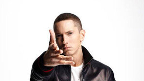 영등위, 에미넴 내한공연 기획사 고발 “공연법 위반”