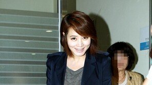 [포토] 김혜수, ‘환한 미소로 입장~’