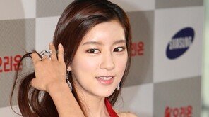 [SD포토] 최윤소, 강렬한 레드 여신 男心 ‘아찔하네’