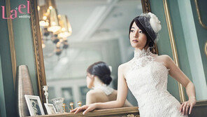 [연예 뉴스 스테이션] 애즈원 크리스탈, 10년 열애 매니저 조민철씨와 결혼