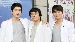 ‘서우의 남자’ 인교진, 훈남 아버지-동생과 ‘남격합창단’ 도전 