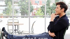 [SD포토] 김성수, ‘정지훈은 훌률하죠. 배우로서도 대단’