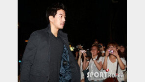 [포토] 이상윤, 남상미도 반한 섹시男 절정 포스