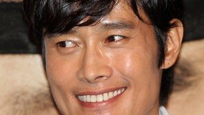 이병헌 “내 몸이 인간적? 영화 본거 맞나요?” 발끈