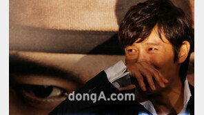 [SD포토] 이병헌, 눈빛 카리스마 ‘살아있네’
