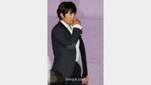 [SD포토] 이병헌, 시크한 눈빛 ‘이민정 보고 있나?’