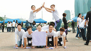 퀴즈 풀고… 블록 쌓고… 학력보다 열정을 보여줘!