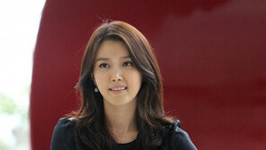 채정안, 윤계상 소속사와 전속계약