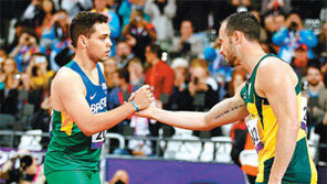 긴 의족, 너에게 졌다… 의족육상 황제 피스토리우스 200m 결승 충격의 역전패