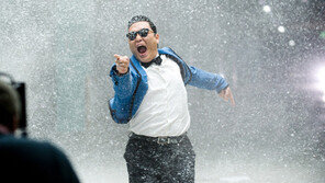 싸이 ‘강남스타일’ 1억뷰 돌파…‘케이팝 역사 갈아치워’