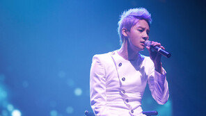 [연예 뉴스 스테이션] JYJ 김준수 LA콘서트 2000여명 팬 열광