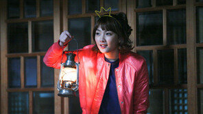 강지영, 한일합작 ‘레인보우로즈’서 ‘엽기분장·독특 의상 감행’