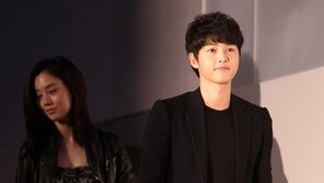 [SD포토] ‘차칸남자’ 송중기, 우월한 기럭지 ‘당당한 등장’