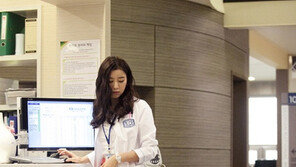 ‘제3병원’ 오지호 나쁜손 포착, ‘최윤소 다리 속 사이에…’