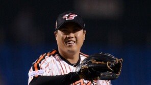 [포토] 류현진, 8이닝 무실점에 임무 완수 스마일~