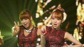 [SD포토] 투엑스 지유, 타이트한 의상…육감 몸매 ‘올킬’