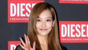 [포토] 에프엑스 빅토리아, 어정쩡한 앞머리 굴욕