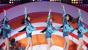 [SD포토] 카라, 케이팝 이끄는 한류 여신 ‘카라 온 탑’