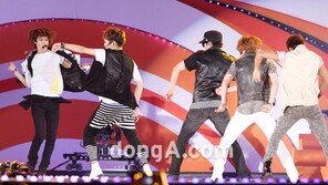 [SD포토] 샤이니, 보석보다 빛나는 퍼포먼스