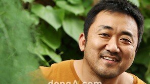 [SD포토] 카리스마 넘치는 배우 마동석의 ‘훈훈한 미소’