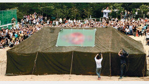 “혼자서 24인용 군용텐트 칠수 있을까”