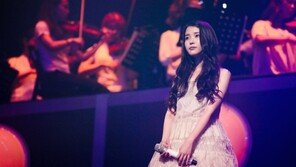아이유, 앙코르 콘서트서 미발표 자작곡 공개
