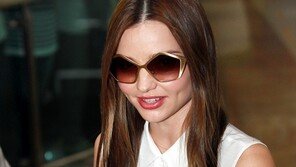 [포토] 미란다 커 내한, ‘1년만이라… 떨리네요’