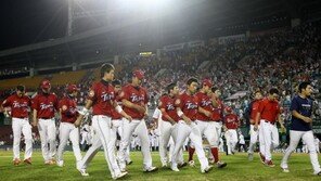 KIA 치명적인 3연패 ‘가을이 저만치 가네’