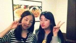 ‘수지 백아연 응원’ 화제 “목소리 좋은 언니랑~”