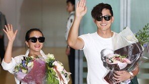 [현장스케치] ‘피에타’ 조민수·이정진 귀국…“올림픽 국가대표도 이런 기분이었을까”