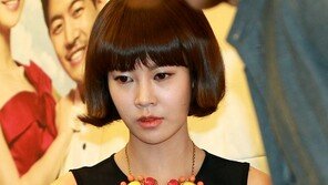 [포토] 최윤영, 아찔 망사 의상… 볼륨감 폭발 ‘후끈!’