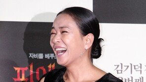 [SD포토] ‘김기덕 기자회견’ 조민수, 아름다운 함박 미소