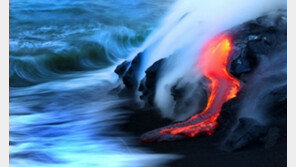 ‘용암 바다가 만나는 순간’ 절묘한 자연의 신비 ‘대박’