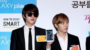 [포토] 인피니트 성열, 셀카 현장 즉석 공개 ‘빠름~’