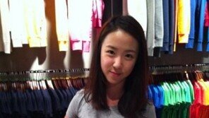 전 롯데 배트걸 신소정, 티셔츠 한 장으로 볼륨 과시 