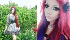 우크라이나 인형 소녀, 사람 맞아? 실물 ‘깜짝’