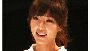 [우먼 동아일보 스타 뷰티] 영화 ‘점쟁이들’ 강예원의 ‘내추럴 윤광 메이크업’ 노하우