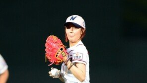 [포토] 채윤서, 긴장되나? 입 오무리고 와인드업