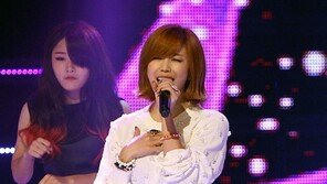 [포토] 전효성, 배꼽티+한 뼘 팬츠…육감미 절정