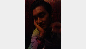 이특, 최시원 취중몰카… “취해도 멋있어!”