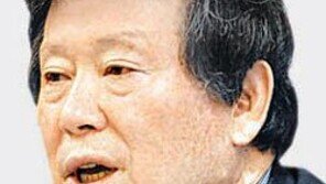 이승한 홈플러스 회장 “43년간 세계 다녀봤지만 한국식 마트규제 못봤다”