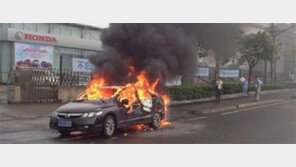 혼다車 불태우고 일본인 폭행… 中 ‘反日시위’ 격화