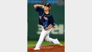 “윤석민 형과 ‘완투’ 맞대결 8이닝 던져도 힘이 남았죠”